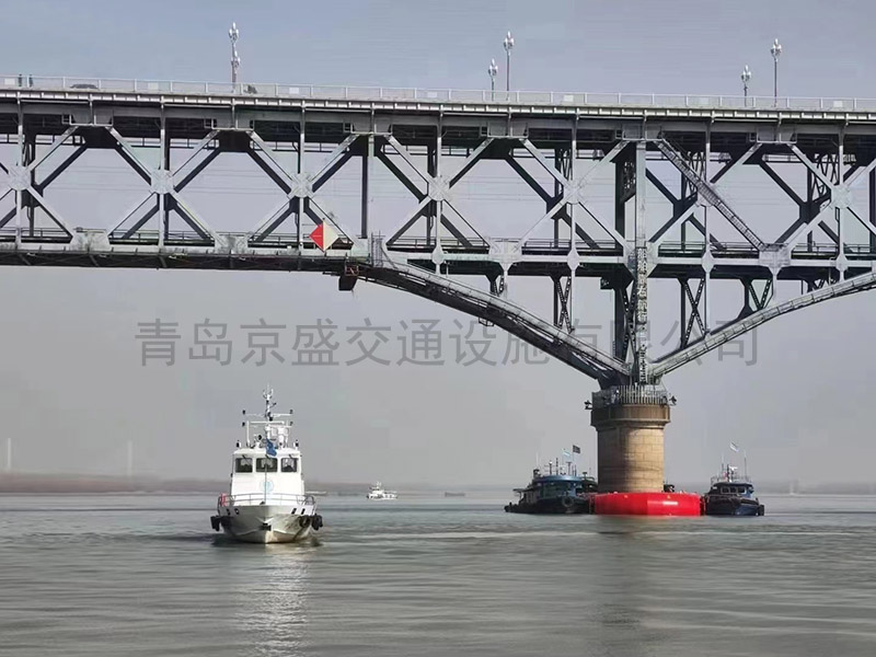 南京大桥装上“金钢罩”